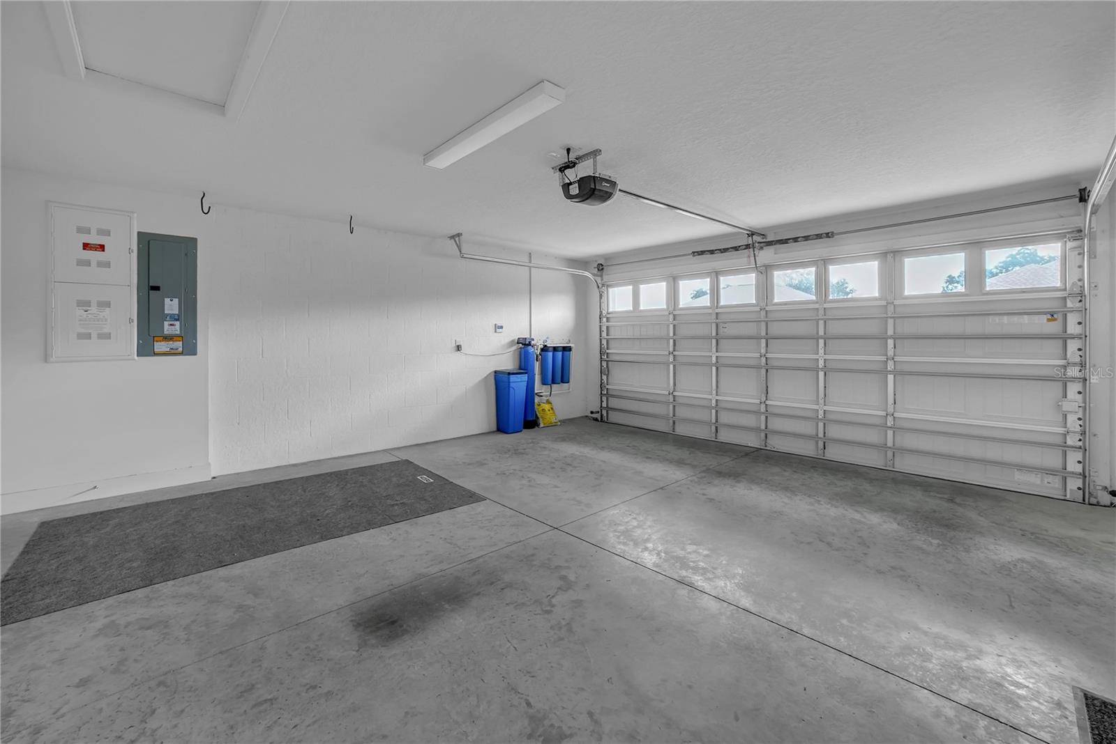 VILLAGES/SOUTHERN OAKS UN 28 - Residential