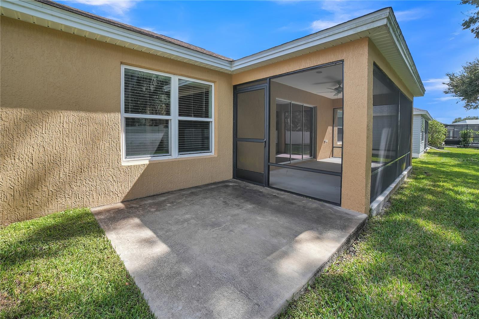 VILLAGES/SOUTHERN OAKS UN 28 - Residential