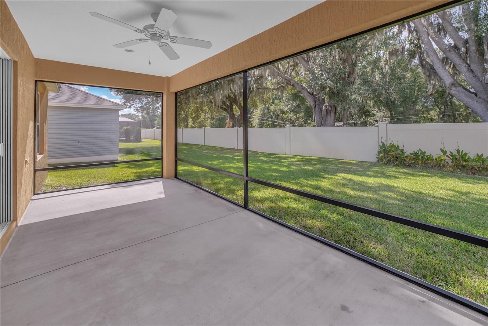 VILLAGES/SOUTHERN OAKS UN 28 - Residential