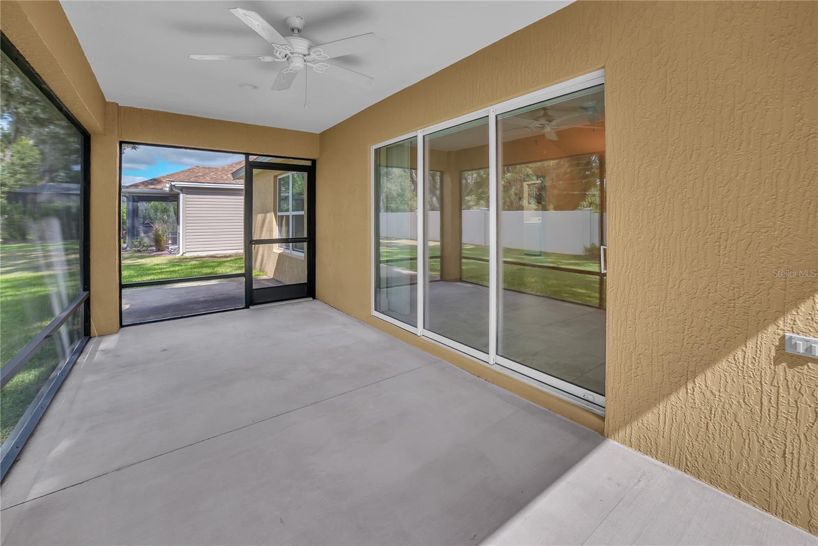 VILLAGES/SOUTHERN OAKS UN 28 - Residential