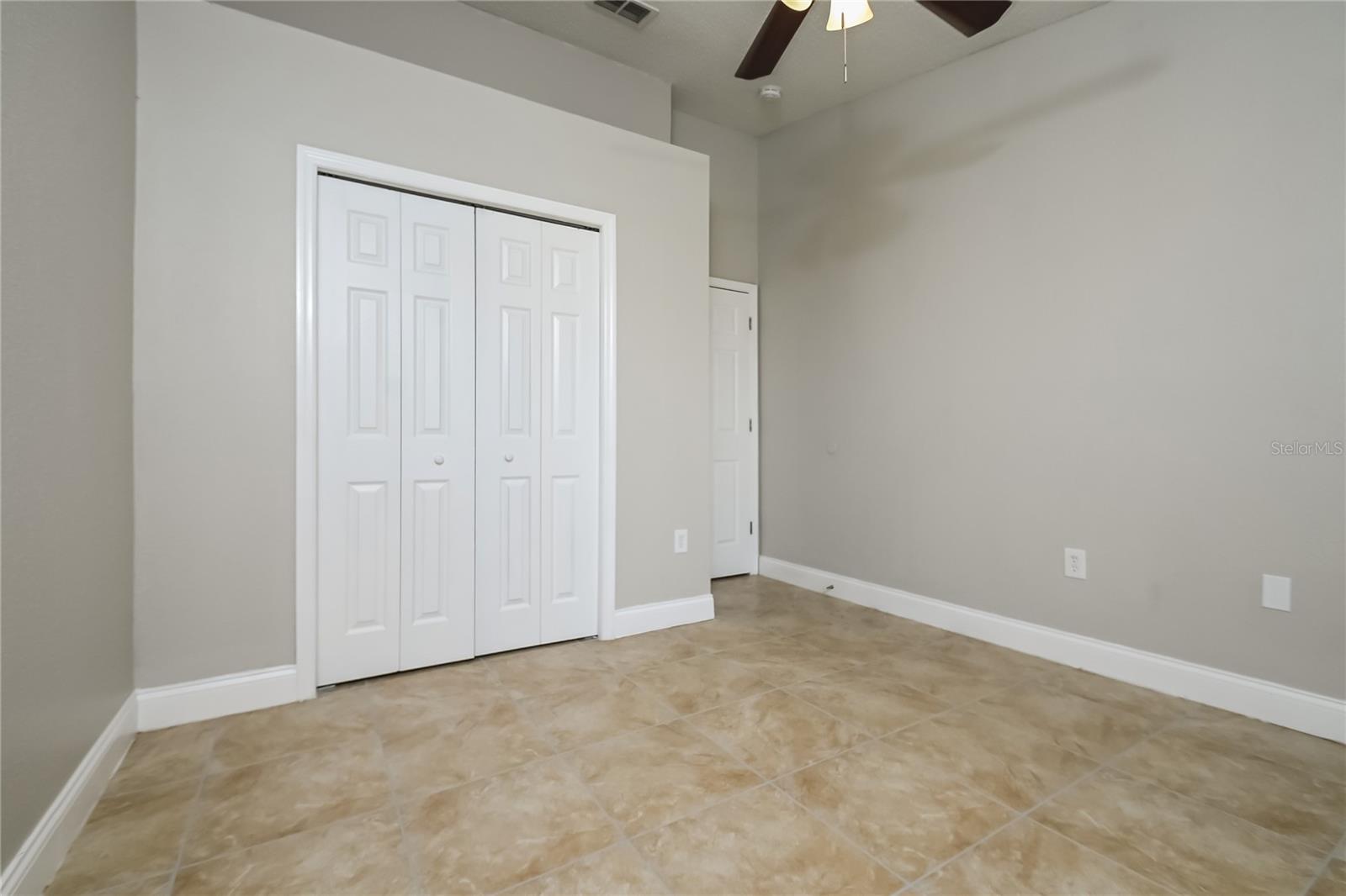 SOUTH FORK TR U - Residential Lease