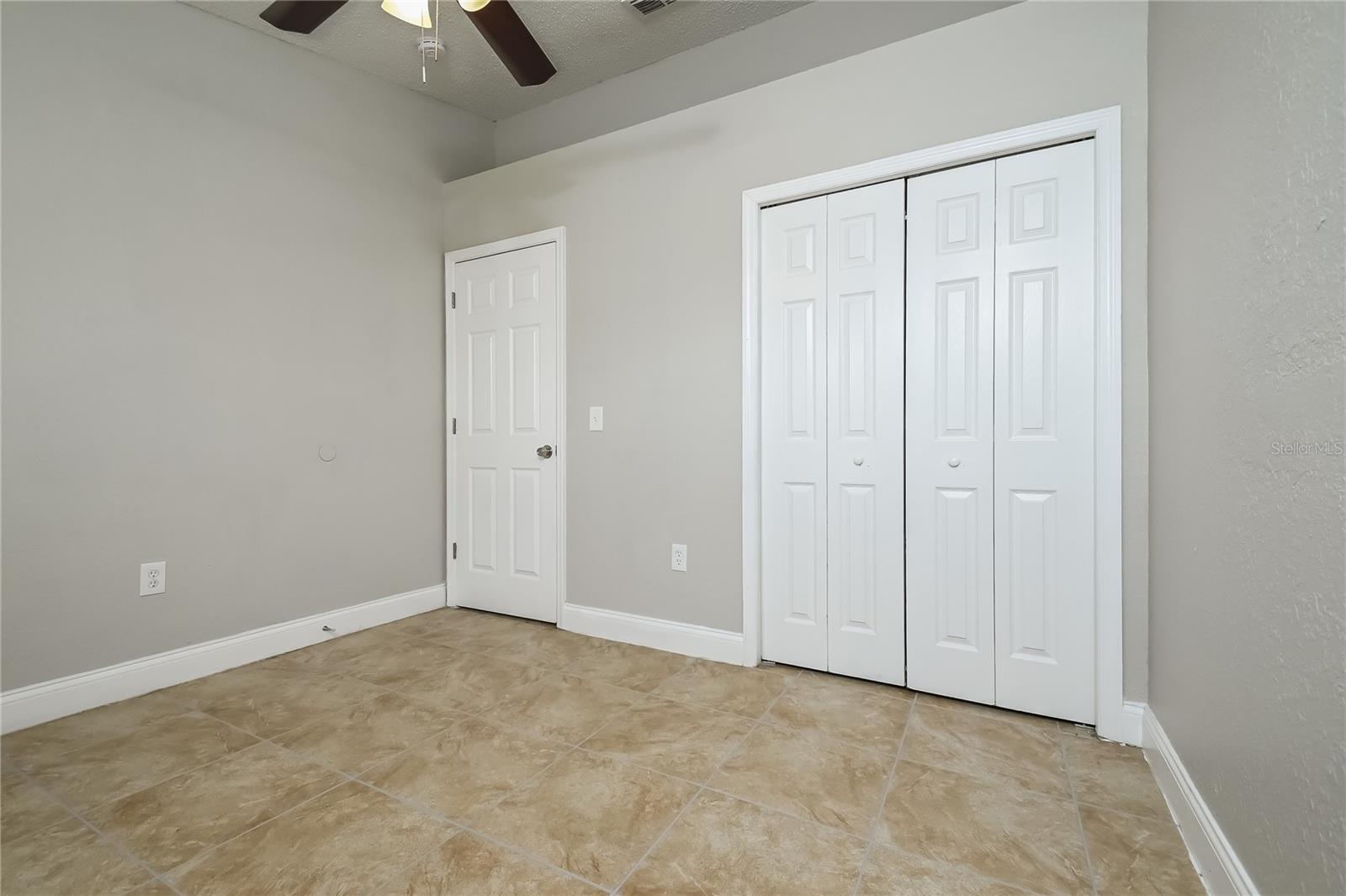 SOUTH FORK TR U - Residential Lease