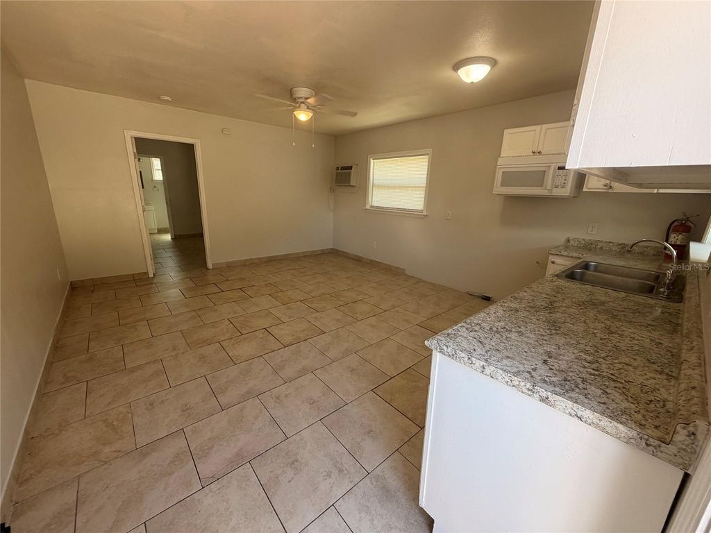 Photo of 110 Forest Avenue #8, Davenport, FL 33837 (MLS # L4962750)