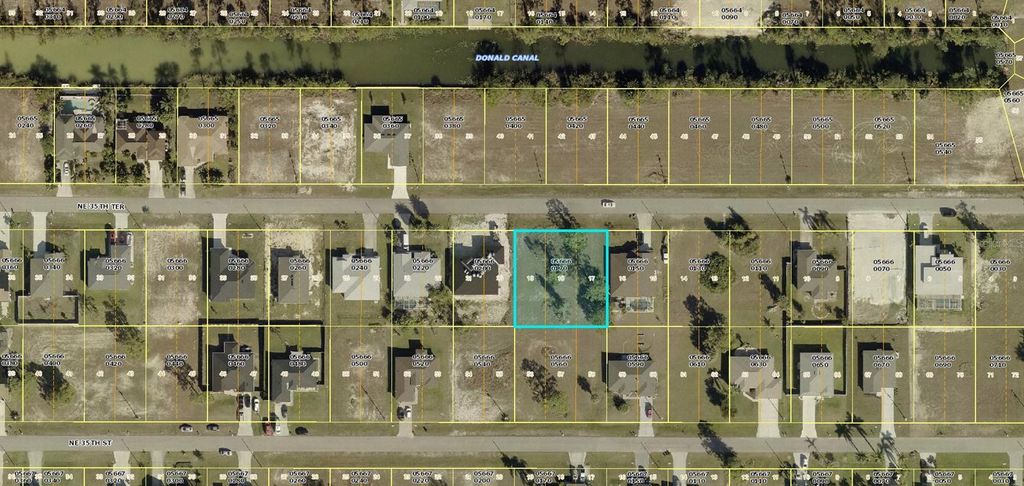 Photo of 2226 NE 35th Terrace, Cape Coral, FL 33909 (MLS # A4669197)