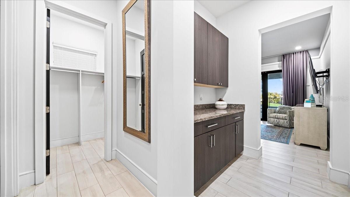 REUNION WEST VLGS NORTH - Residential