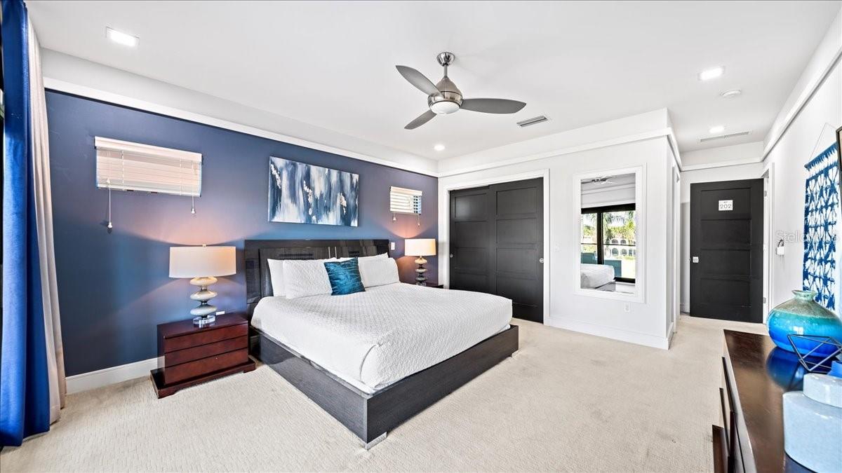 REUNION WEST VLGS NORTH - Residential