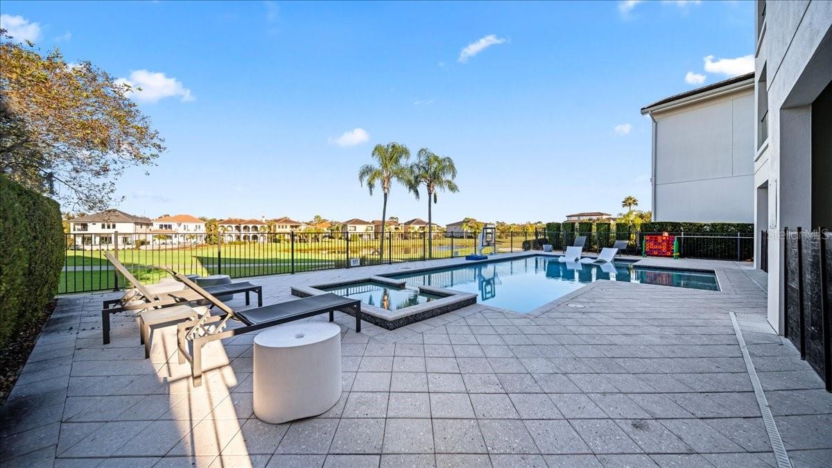 REUNION WEST VLGS NORTH - Residential