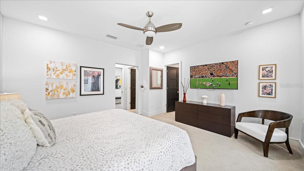 REUNION WEST VLGS NORTH - Residential