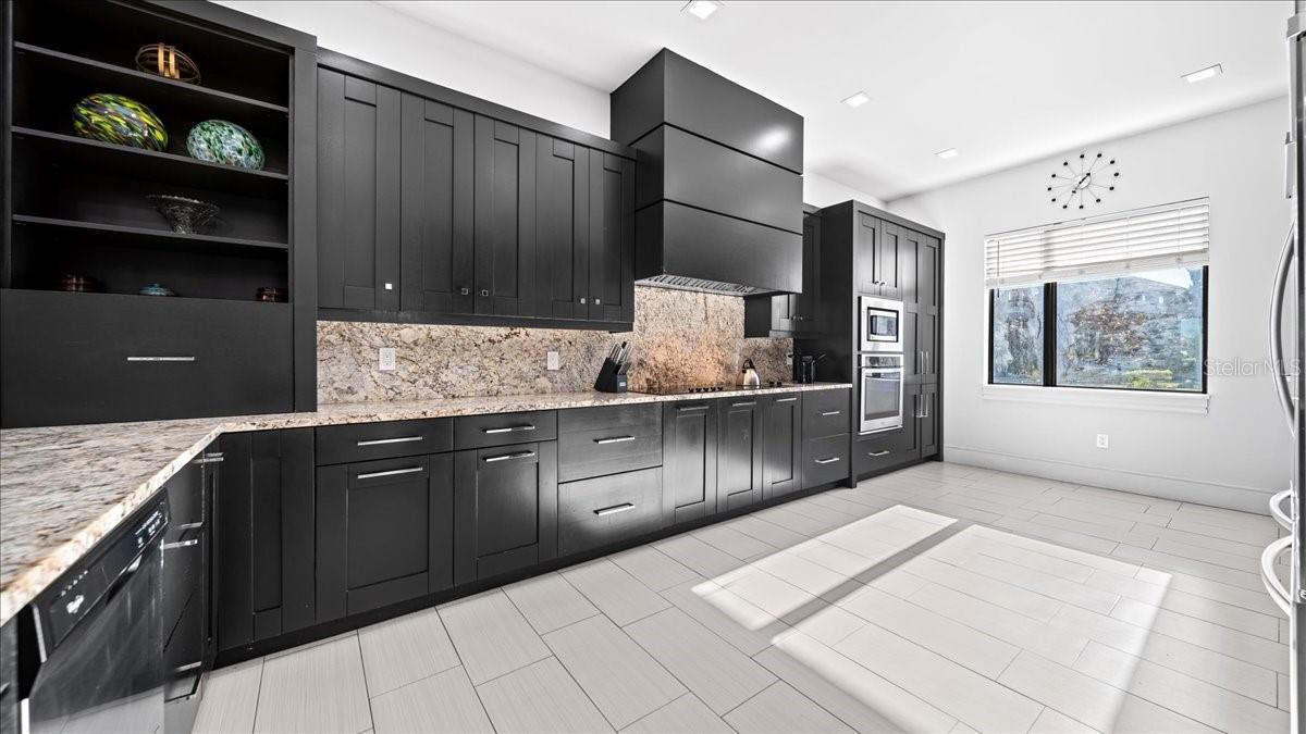 REUNION WEST VLGS NORTH - Residential