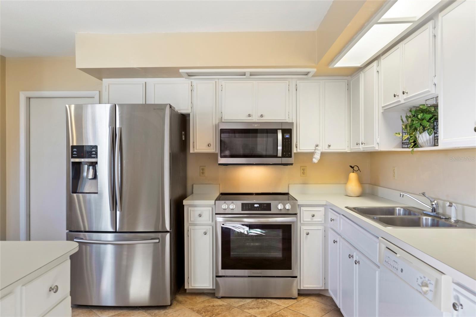 WILLOW GATE - Residential