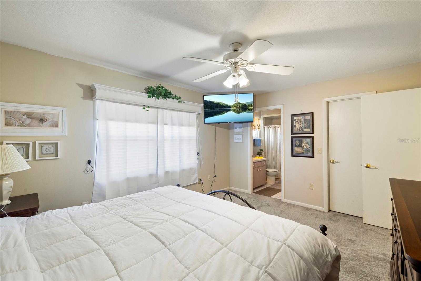 WILLOW GATE - Residential