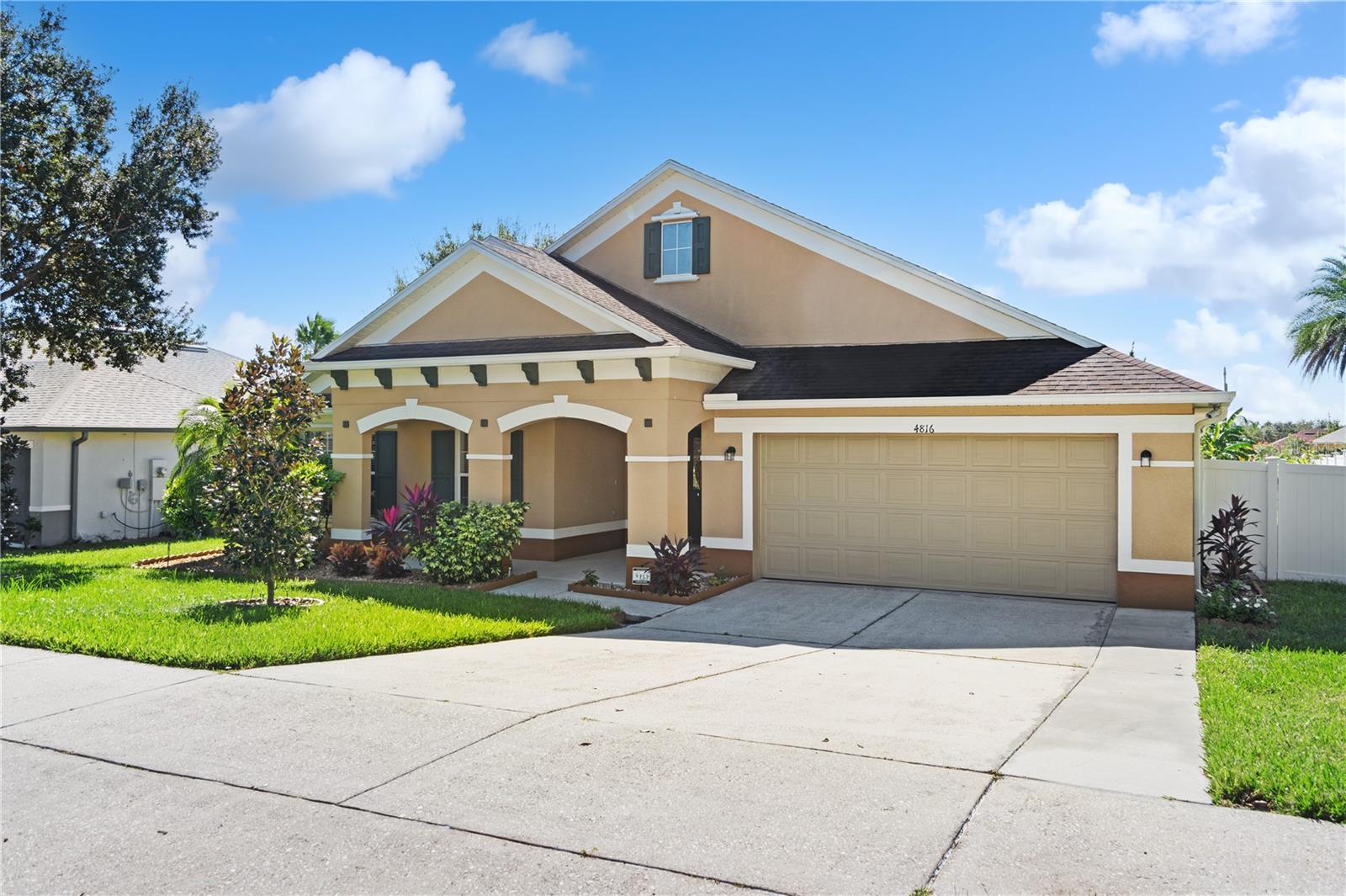4816 BARBADOS LOOP