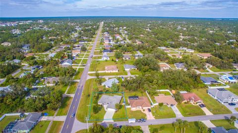 A home in NORTH PORT