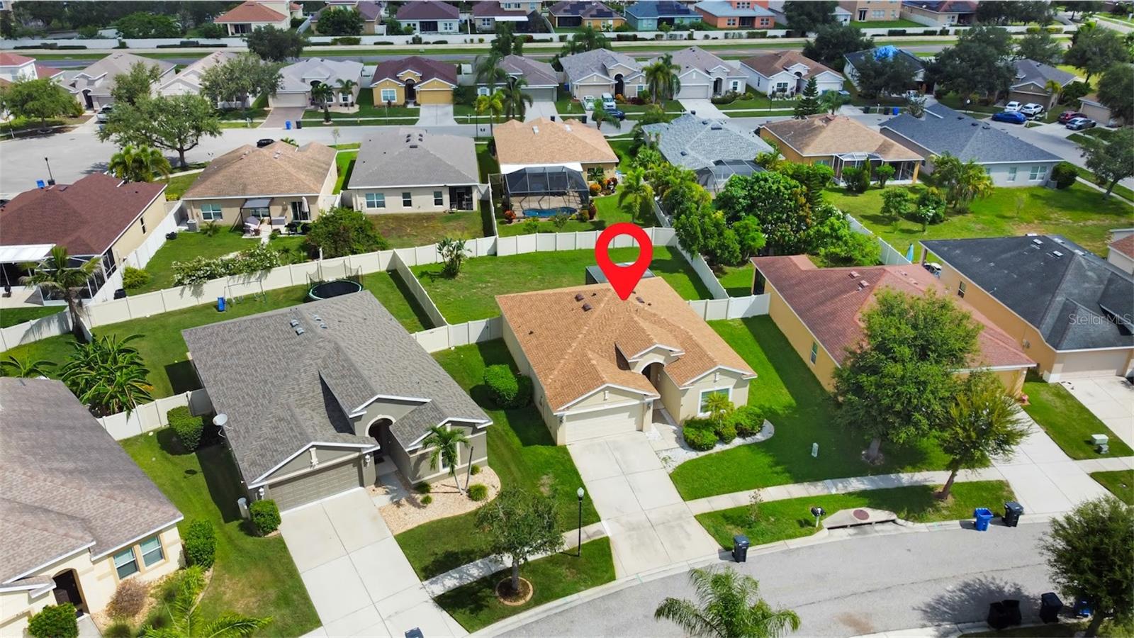 814 PARKER DEN DRIVE