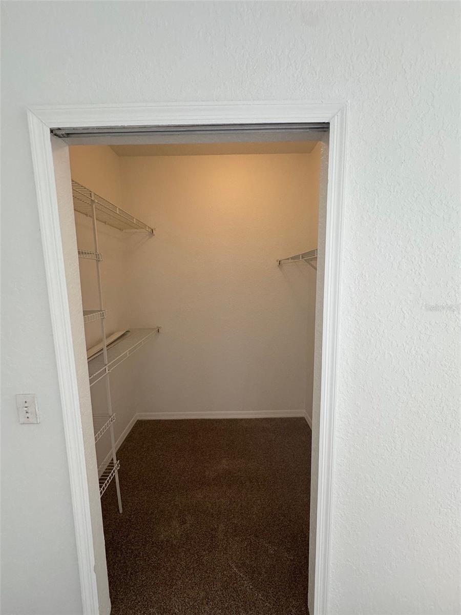 VISCONTI WEST - Residential Lease