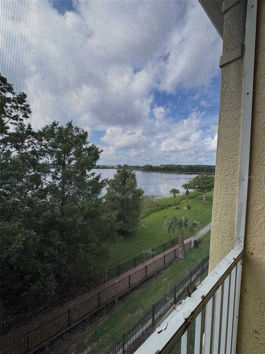 VISCONTI WEST - Residential Lease