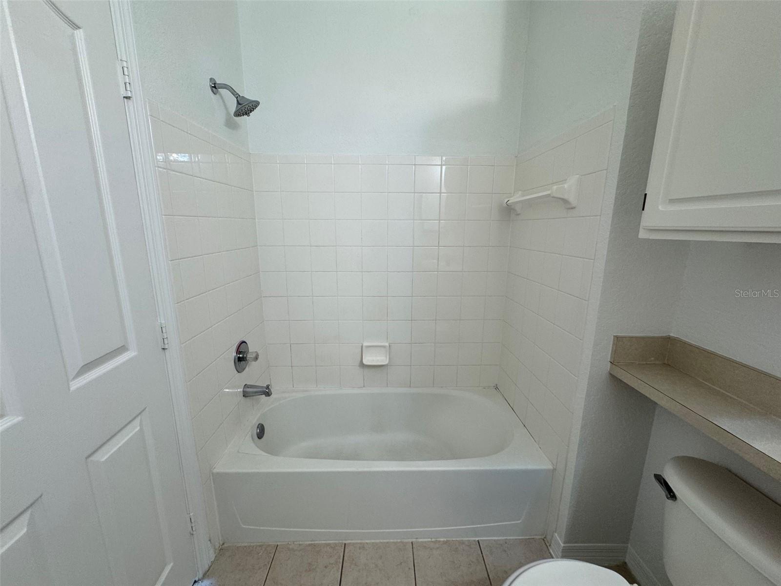 VISCONTI WEST - Residential Lease