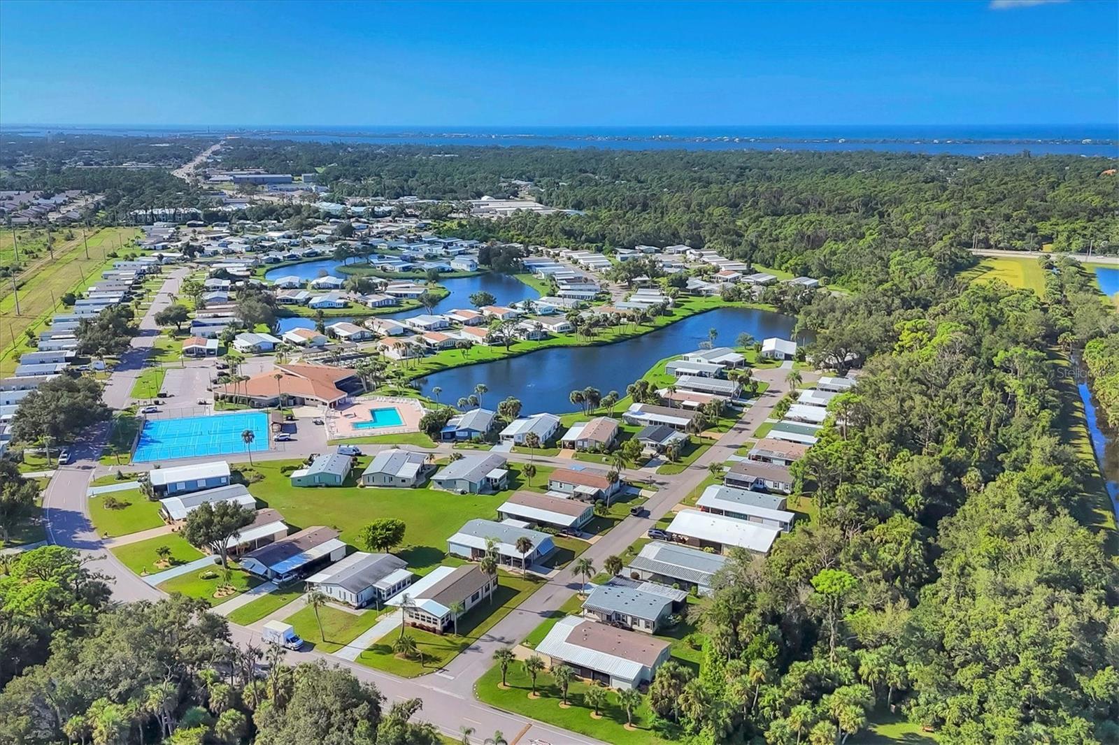 TANGERINE WOODS - Residential
