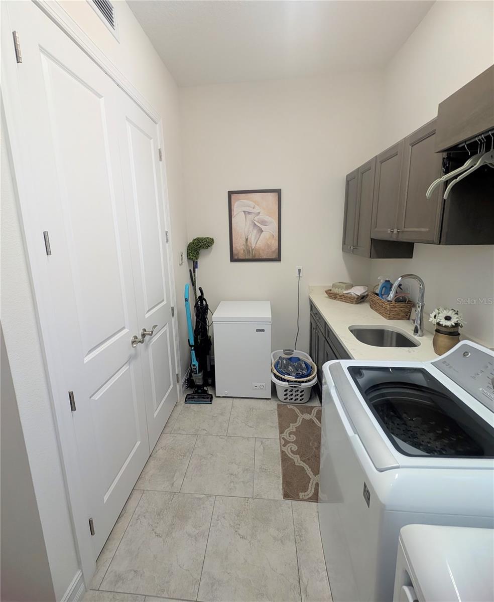 ECOVILLAGE HIGHPOINT - Residential