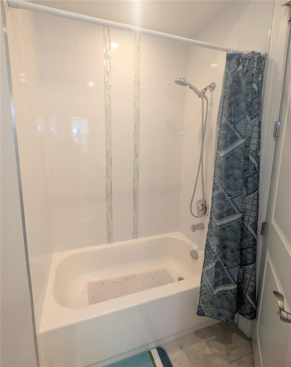 ECOVILLAGE HIGHPOINT - Residential