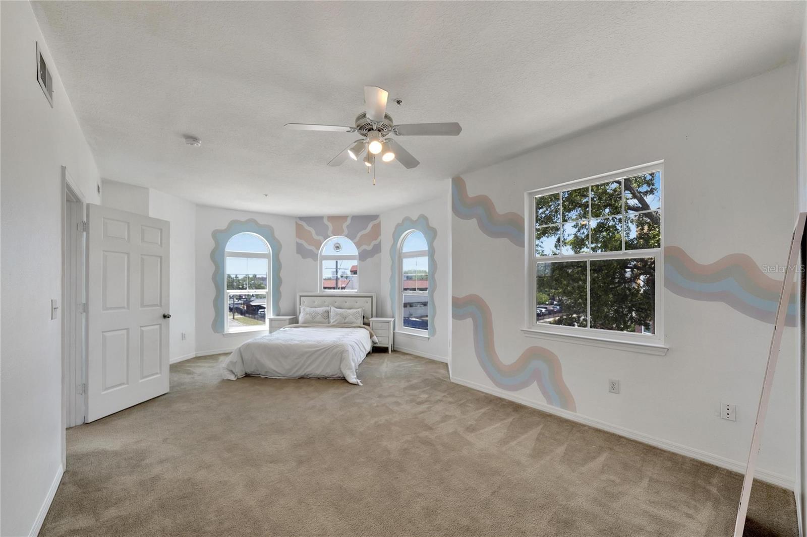 2010 E PALM AVENUE 14316