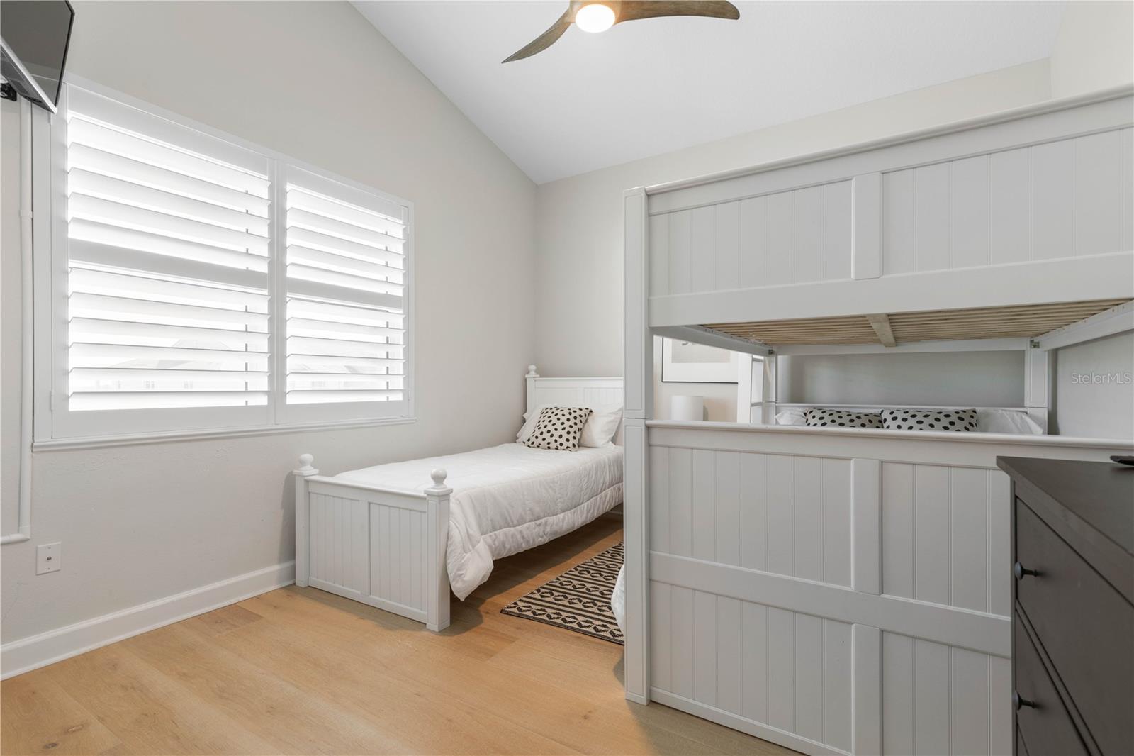 CINNAMON BCH OCN HAMMOCK PH 03 - Residential