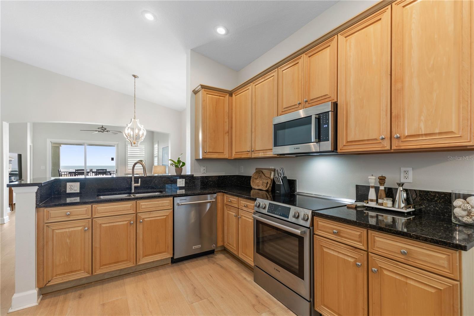 CINNAMON BCH OCN HAMMOCK PH 03 - Residential