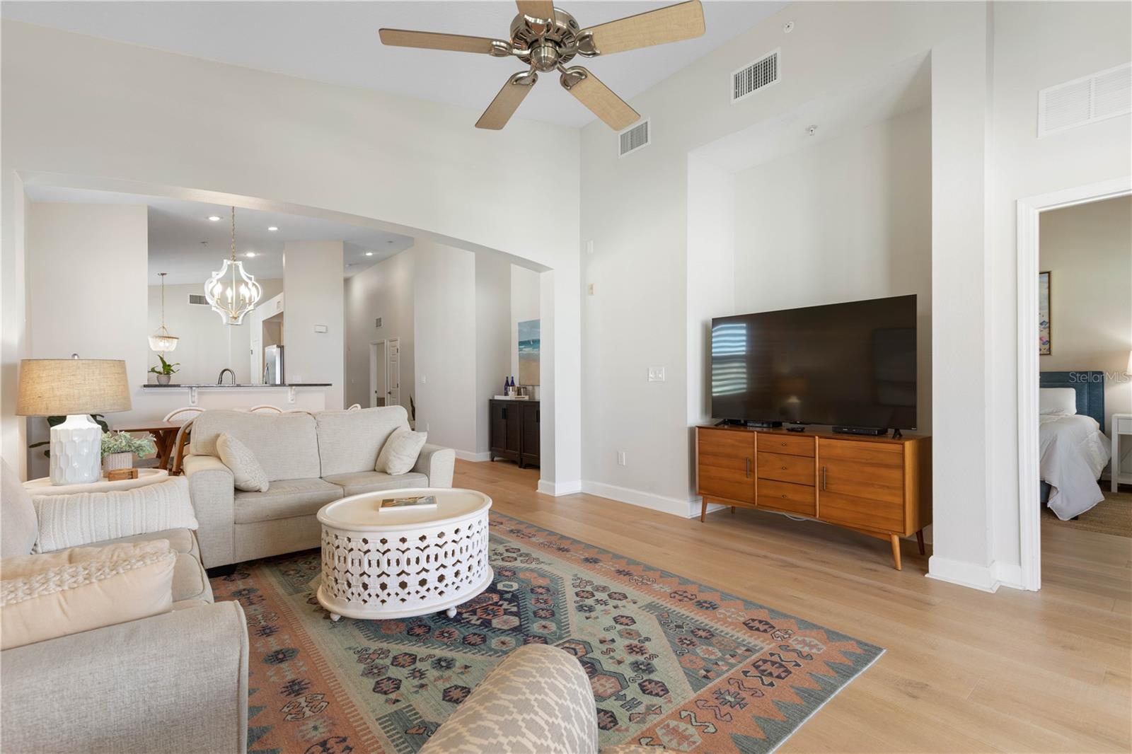 CINNAMON BCH OCN HAMMOCK PH 03 - Residential