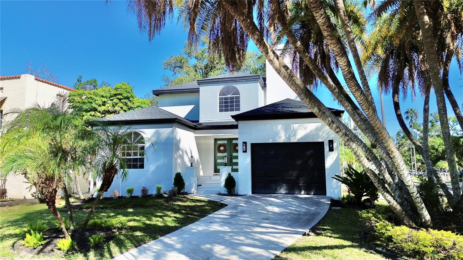 DAVIS ISLANDS PB10 PG52 TO 57 - Residential