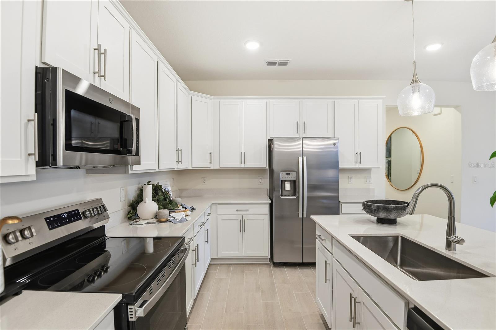 SEASONS AT ANNABELLE ESTATES - Residential