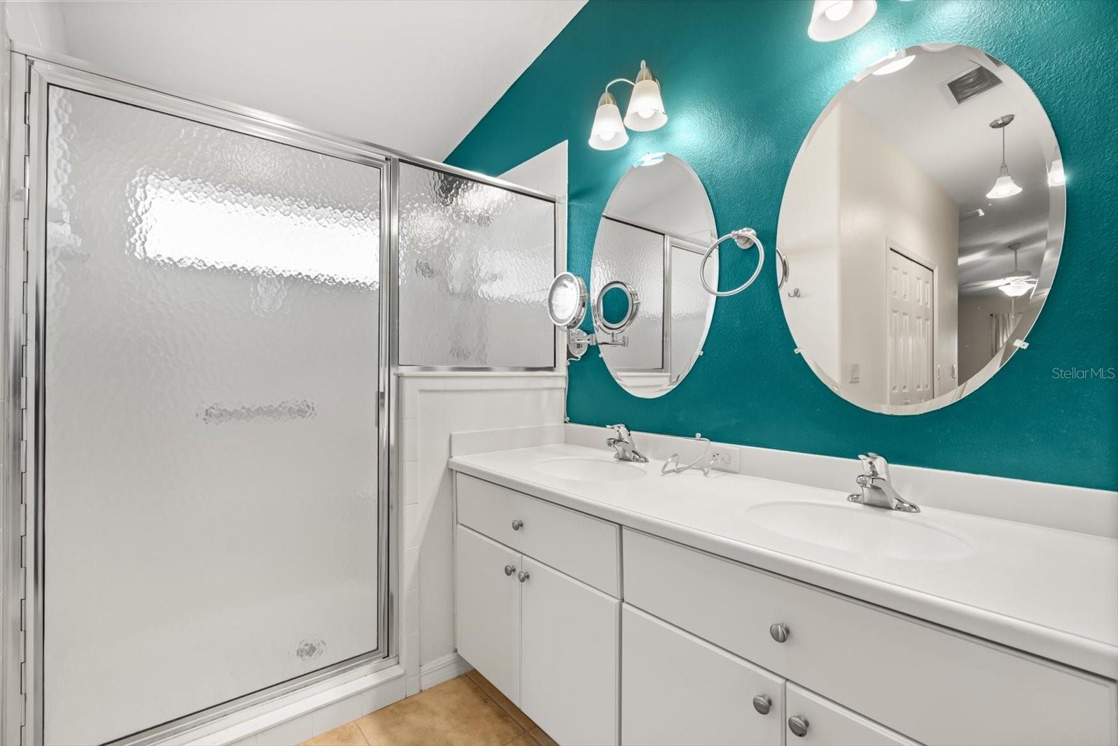 TAVARES ROYAL HARBOR PH 04 - Residential