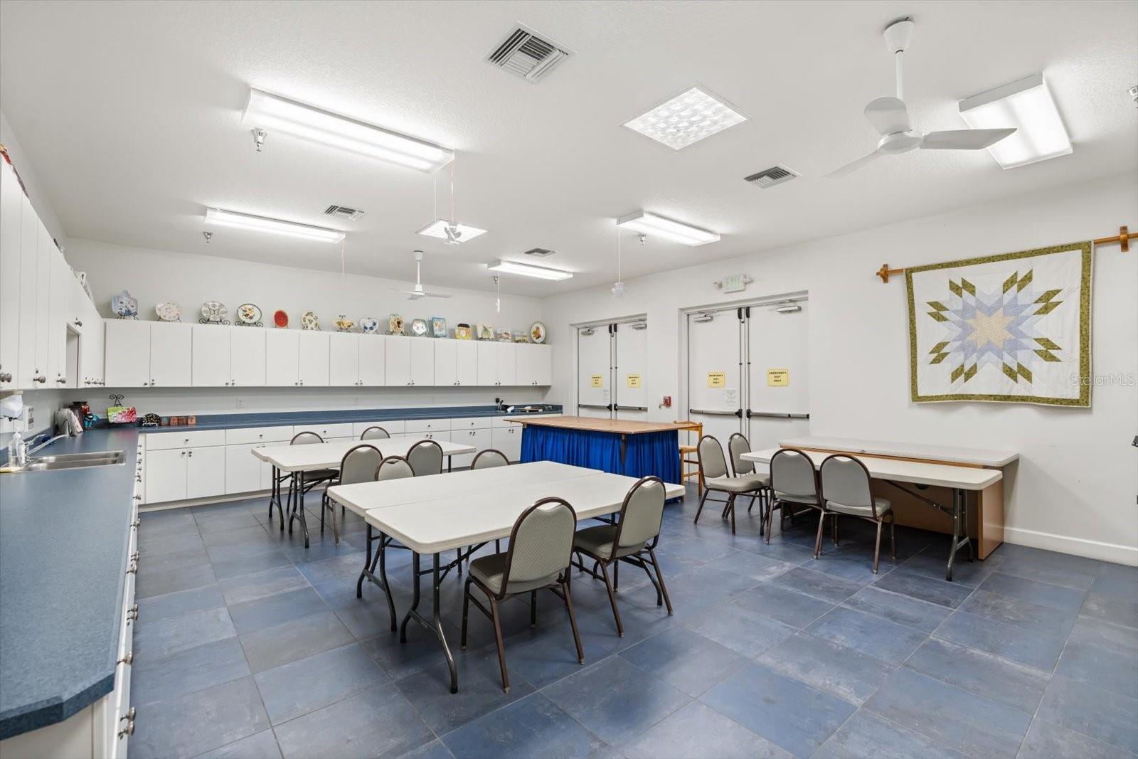 TAVARES ROYAL HARBOR PH 04 - Residential