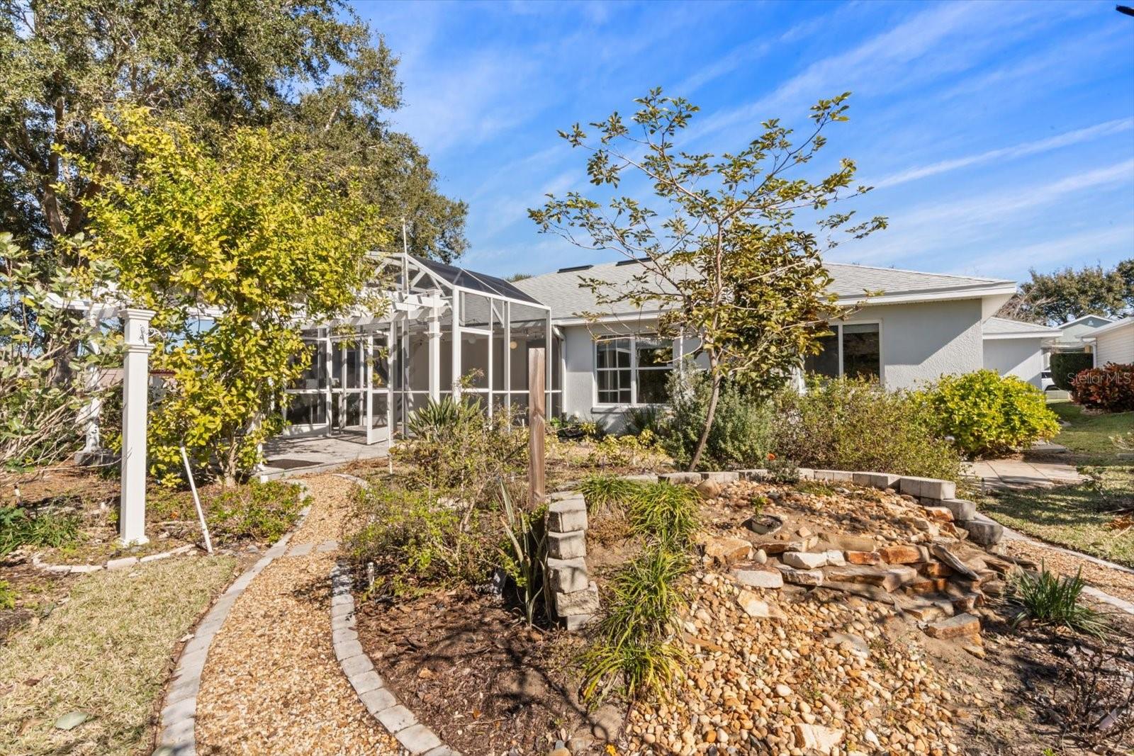 TAVARES ROYAL HARBOR PH 04 - Residential