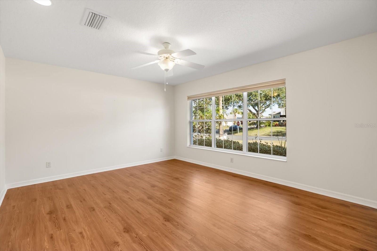 TAVARES ROYAL HARBOR PH 04 - Residential