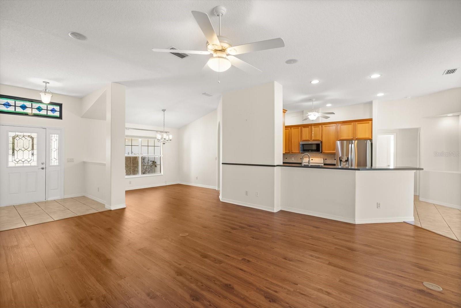 TAVARES ROYAL HARBOR PH 04 - Residential