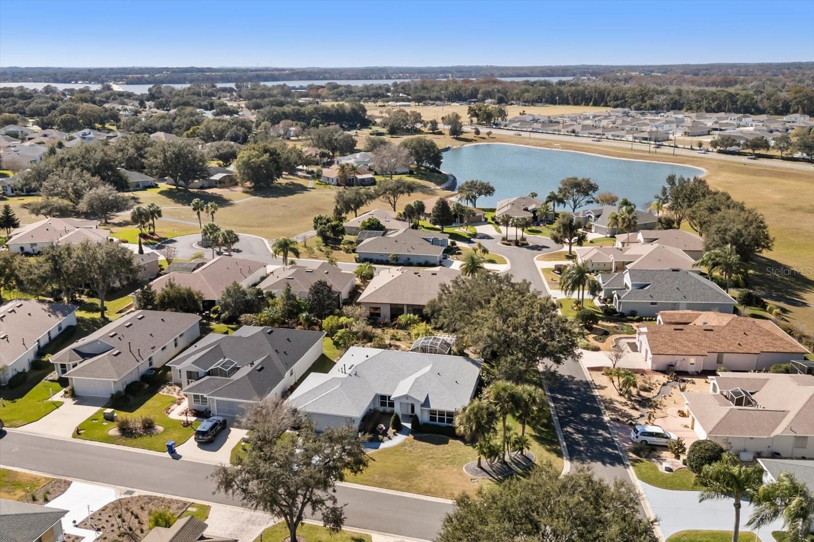 TAVARES ROYAL HARBOR PH 04 - Residential