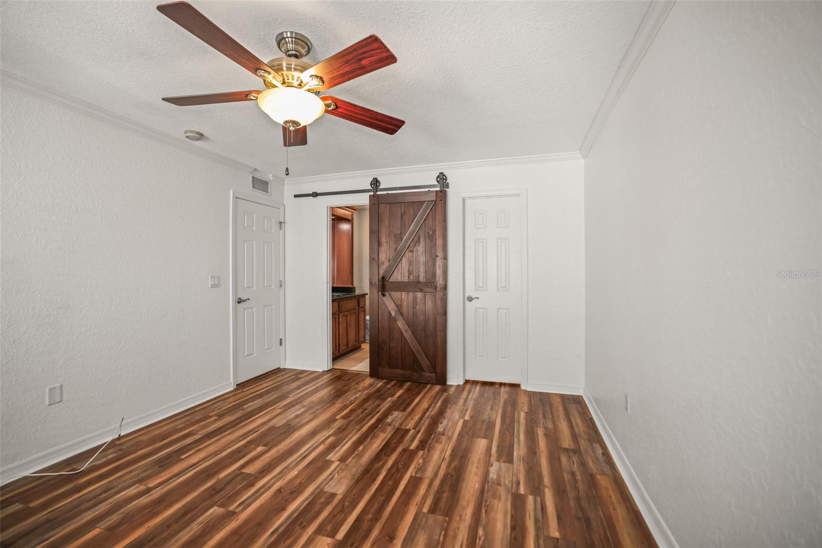 VICTORIA PALMS CONDO - Residential