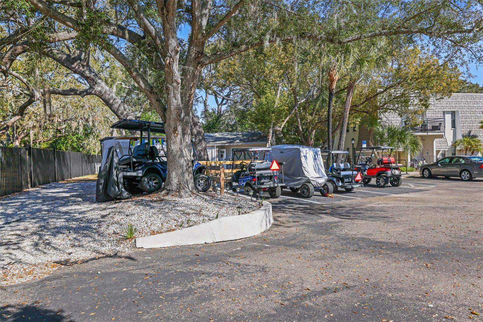 VICTORIA PALMS CONDO - Residential