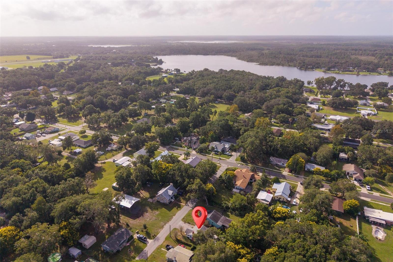UMATILLA LAKE REGION REALTY CO - Residential