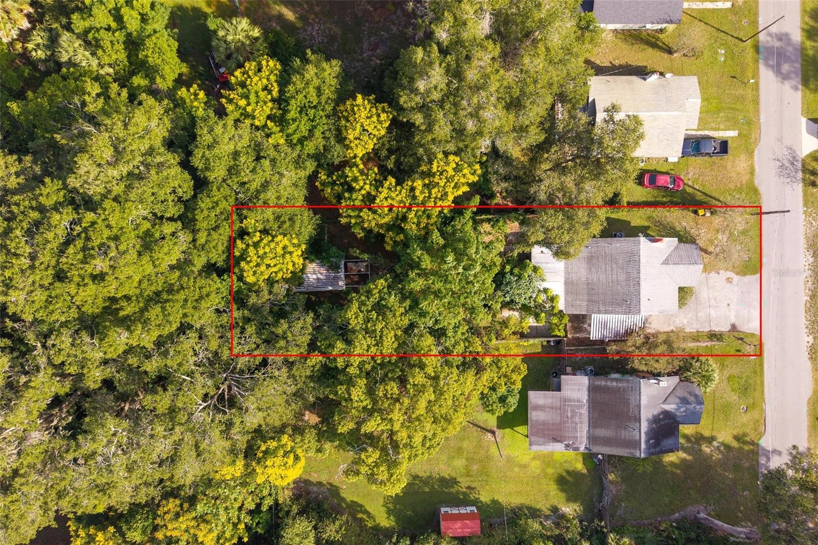 UMATILLA LAKE REGION REALTY CO - Residential