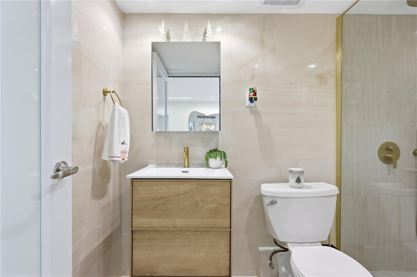 CONDOMINIO LAS GAVIOTAS - Residential