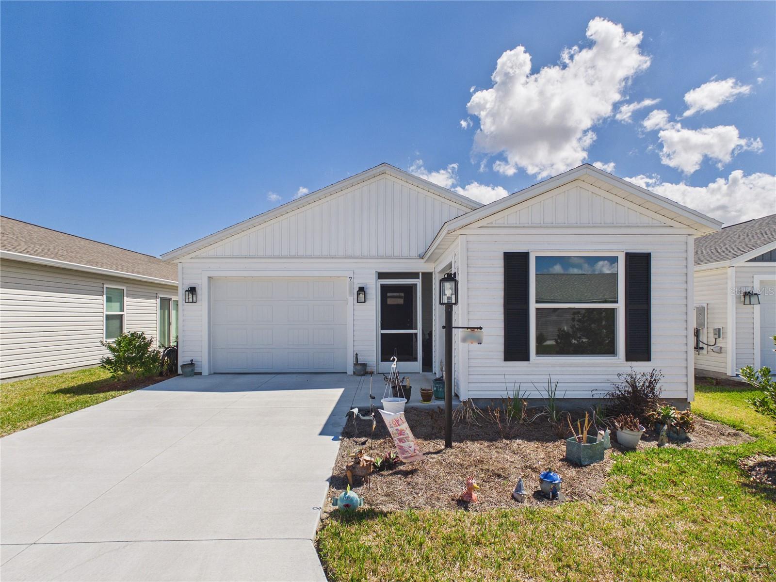 VILLAGES/SOUTHERN OAKS UN #235 - Residential