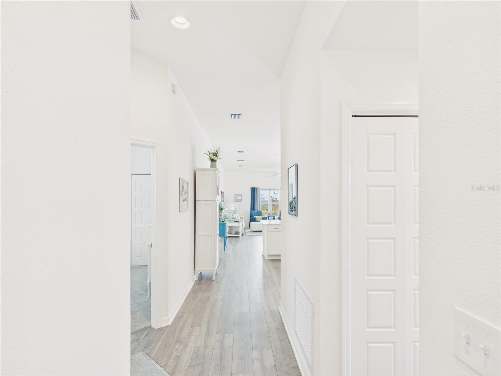 VILLAGES/SOUTHERN OAKS UN #235 - Residential