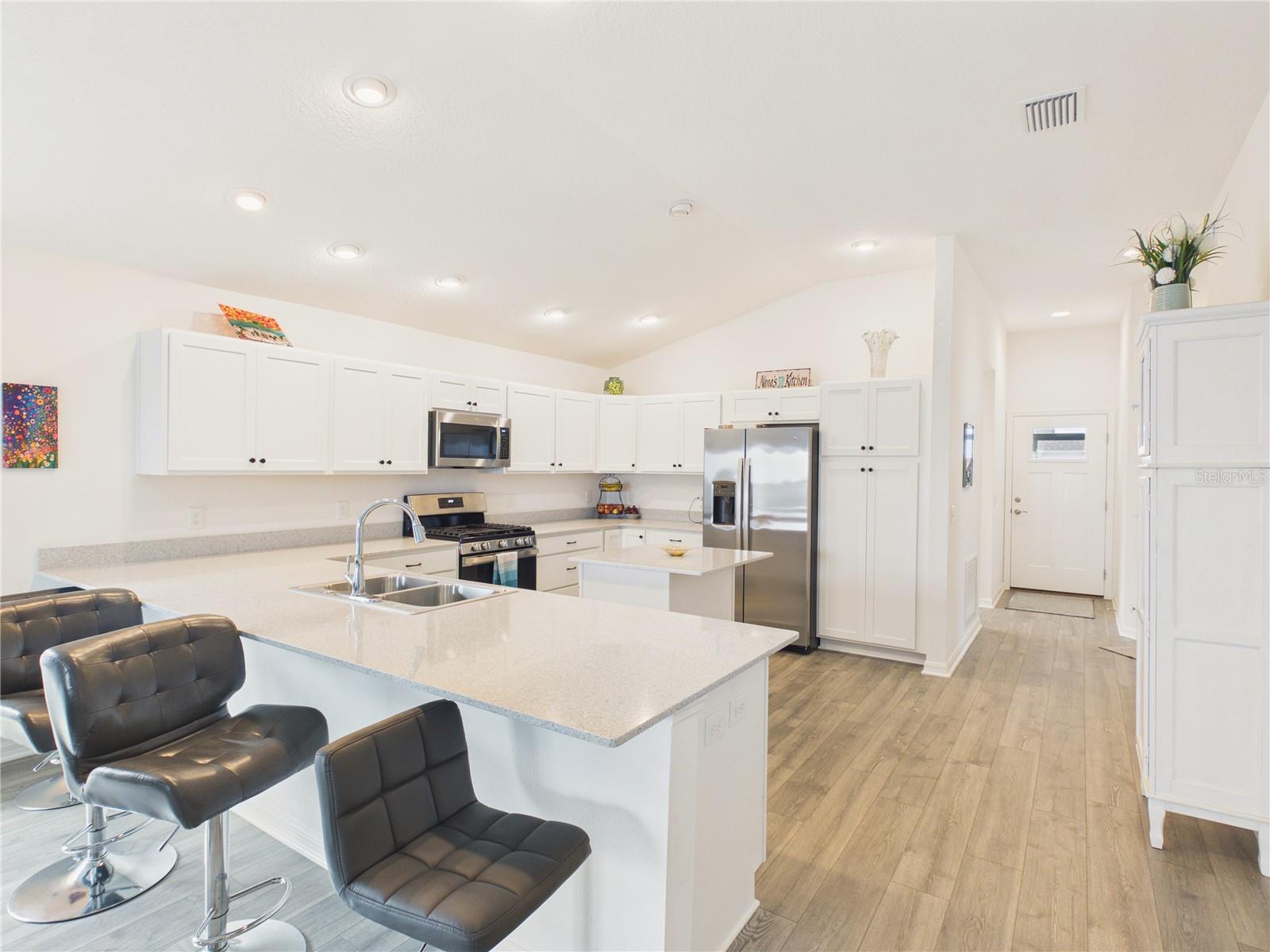 VILLAGES/SOUTHERN OAKS UN #235 - Residential