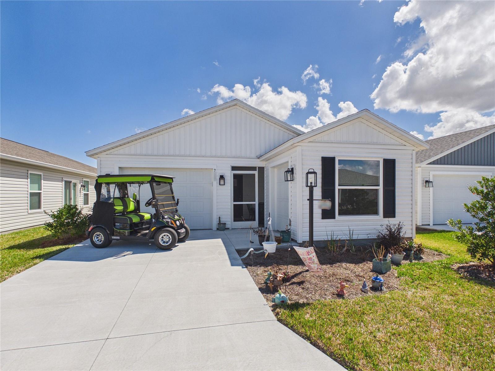 VILLAGES/SOUTHERN OAKS UN #235 - Residential