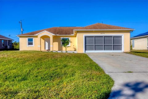 A home in PORT CHARLOTTE