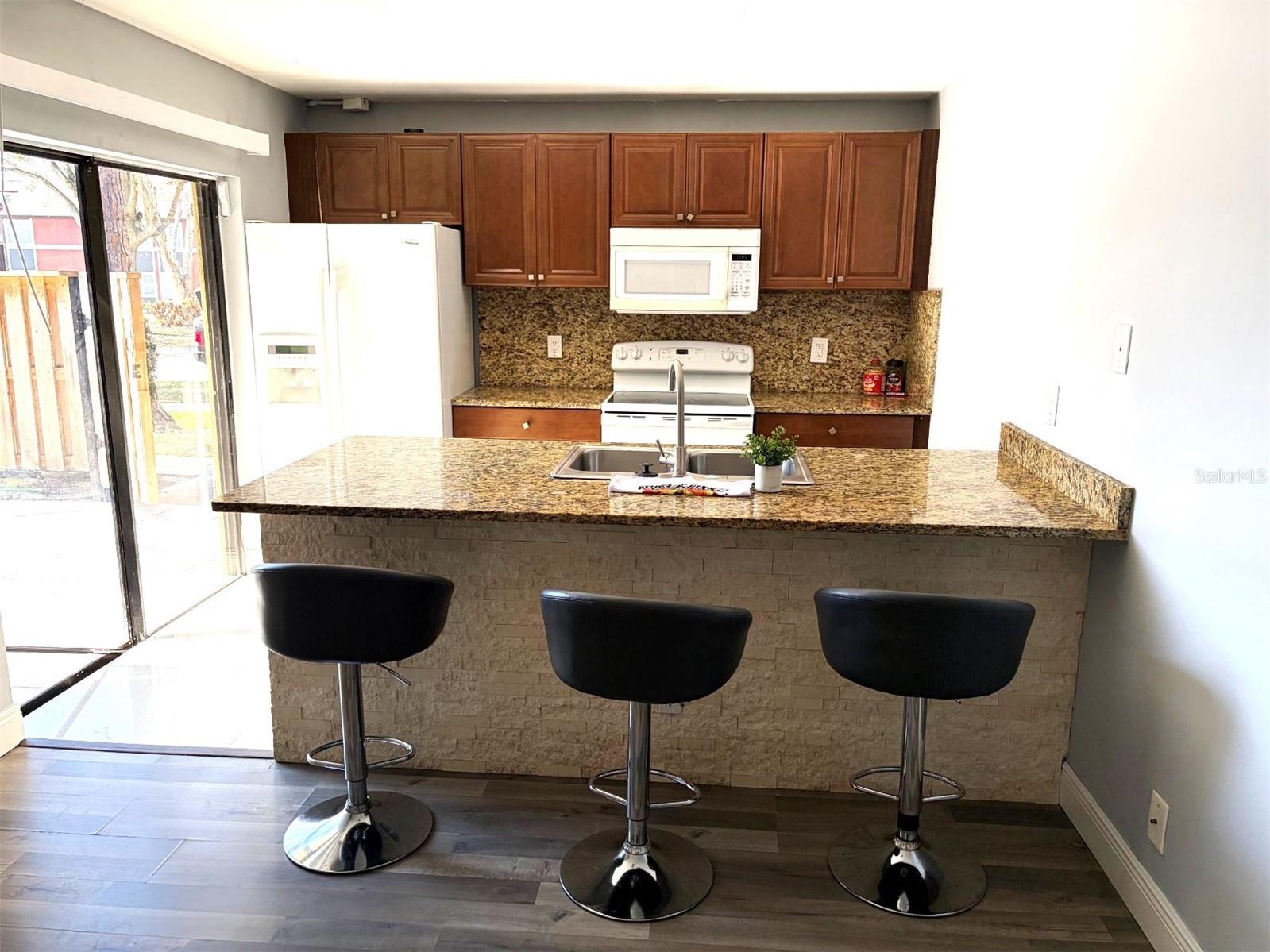 5371 BAMBOO COURT 401