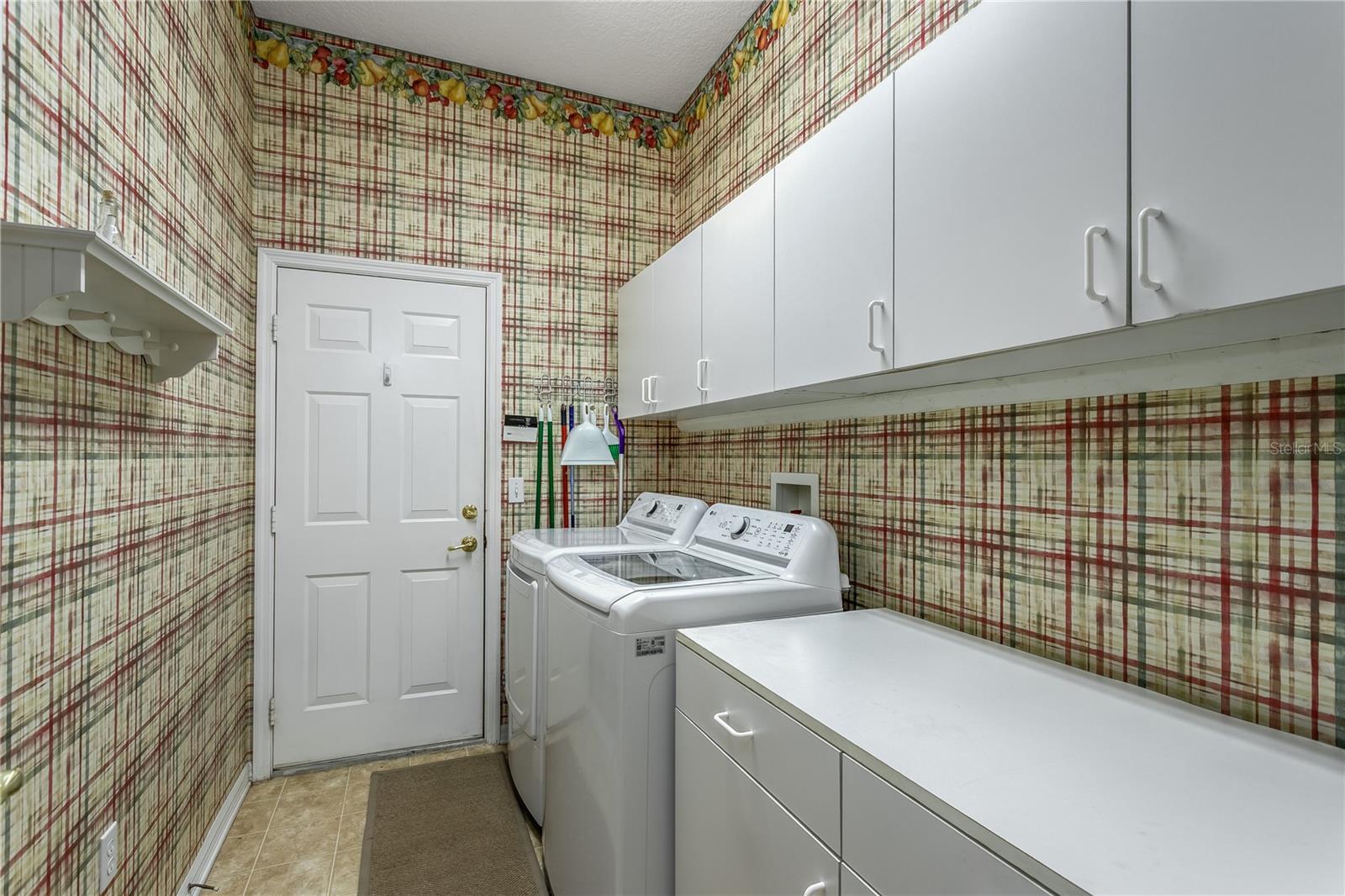 GROVES PH 01A - Residential