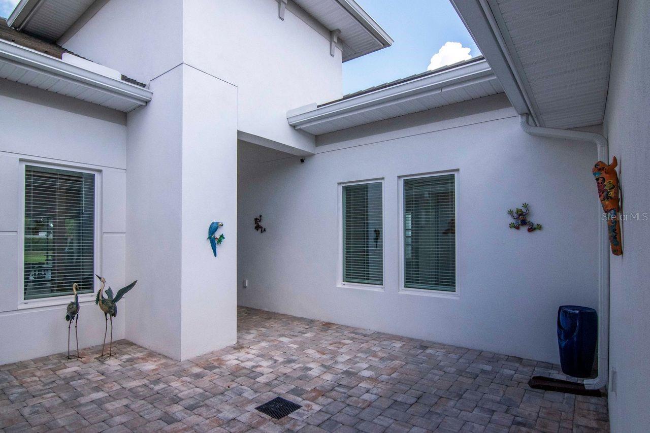2639 YACHT PLACE