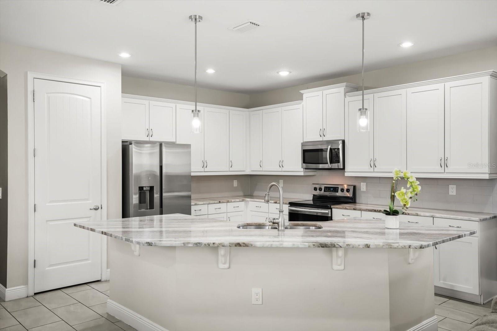 REUNION WEST PH 4 - Residential